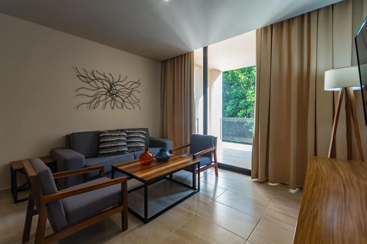 Apartment Kaab At The Park By The Spot Rentals Playa del Carmen